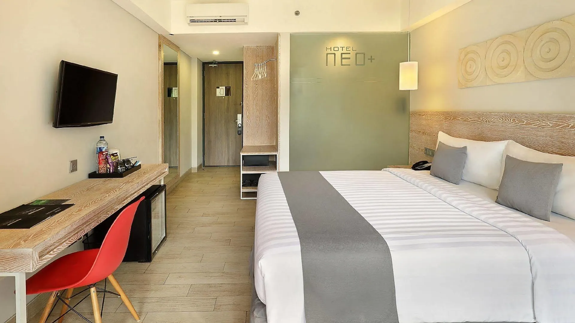 Hotel Neo+ Kuta Legian By Aston 3*,