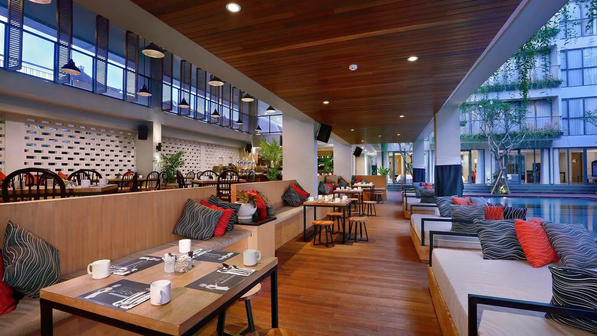 Hotel Neo+ Kuta Legian By Aston