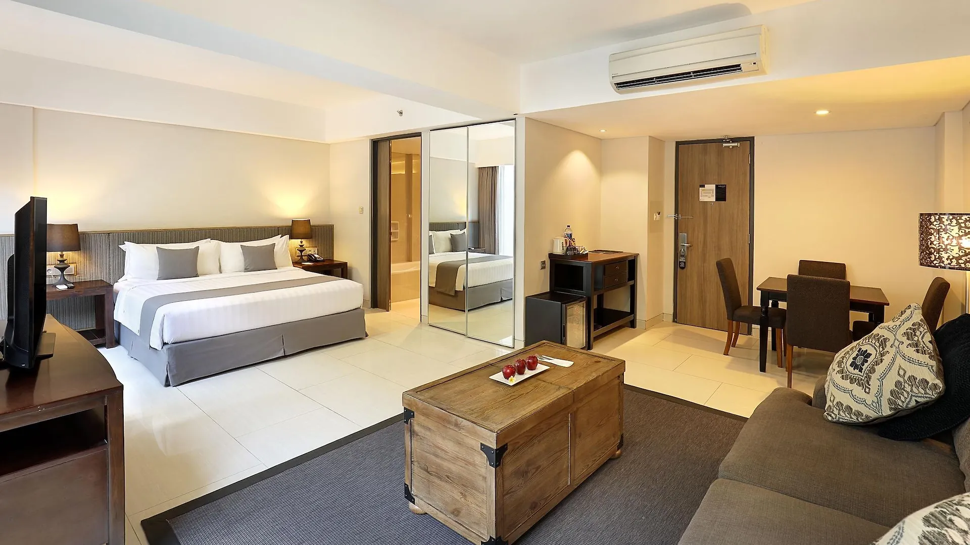 Hotel Neo+ Kuta Legian By Aston