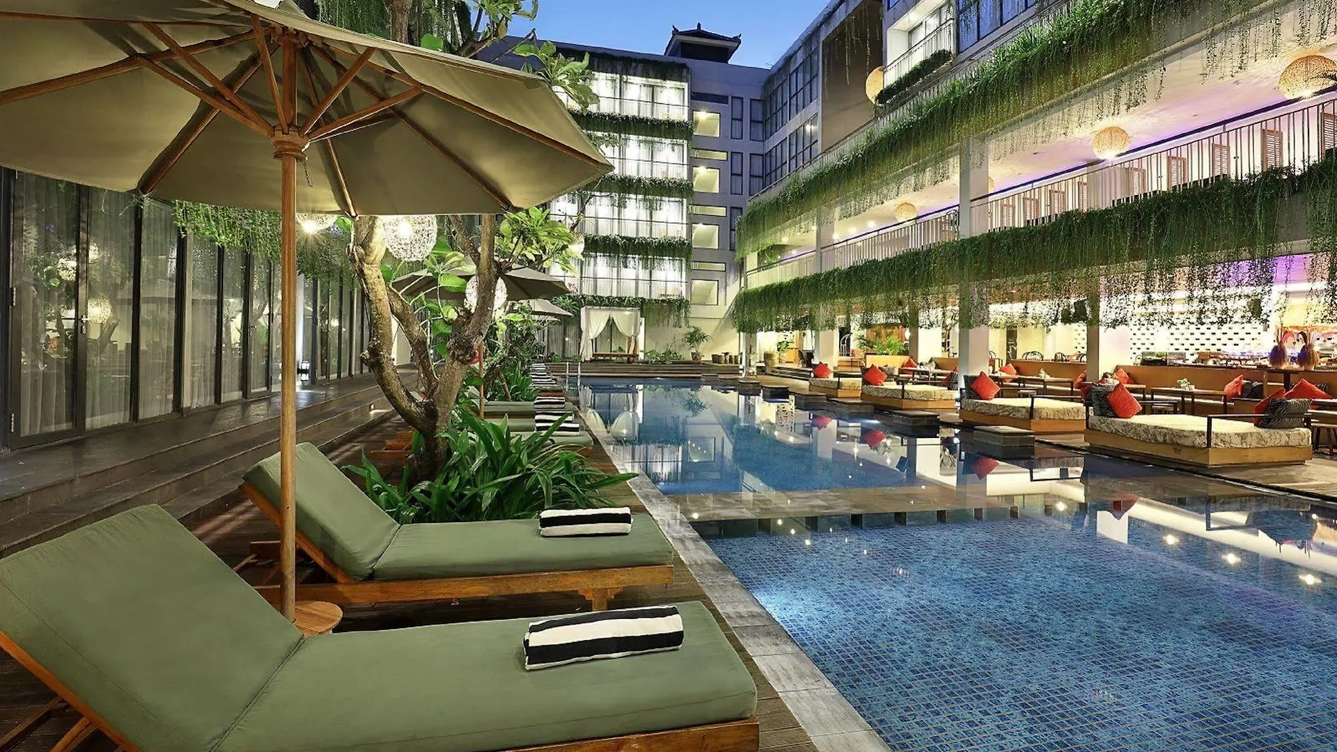 Hotel Neo+ Kuta Legian By Aston Legian (Bali)